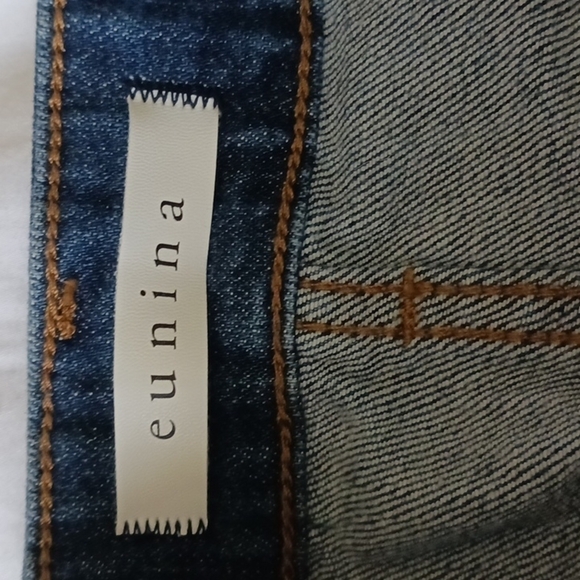 Eunina Button Fly Denim shorts, Size L - Picture 6 of 9